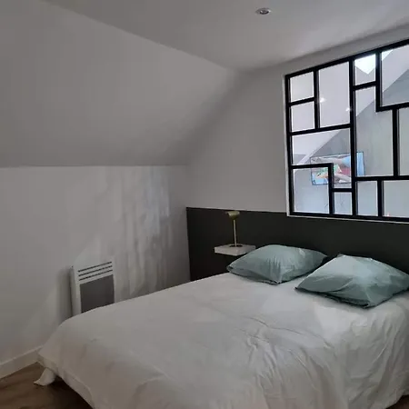 Ferienwohnung Petit Nid Douillet Solre-le-Château Exterior foto